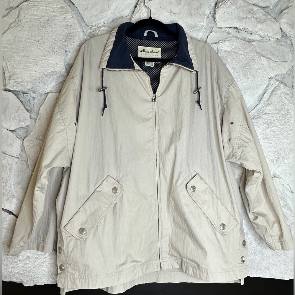 Eddie Bauer | Women’s Windbreaker with Springlock Drawstrings, Stone, Size L